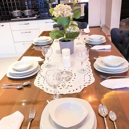 Vila Villa *
